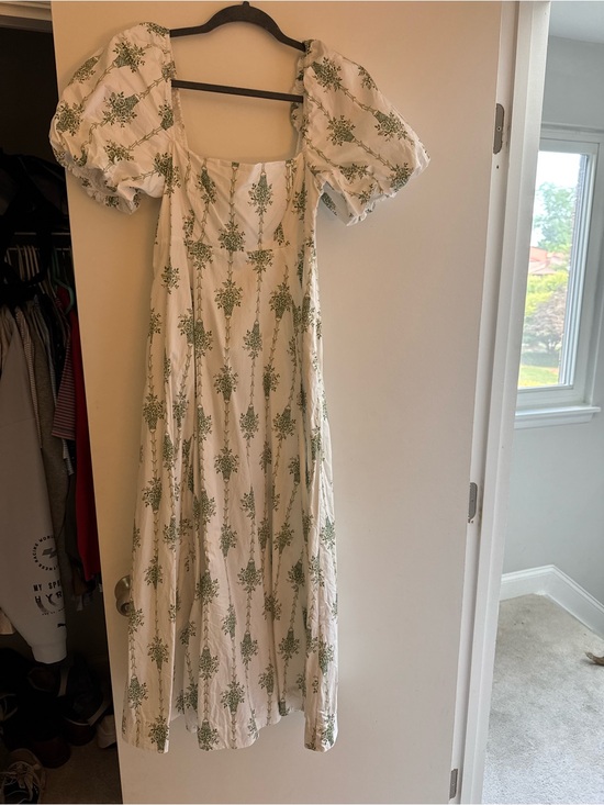 Hill House Dresses & Skirts - Hill House Matilda Midi Dress with Green Floral Print and Puff Sleeves